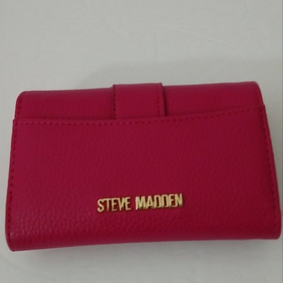 Steve Madden Bellison Fuchsia Flap Wallet - Picture 2 of 13